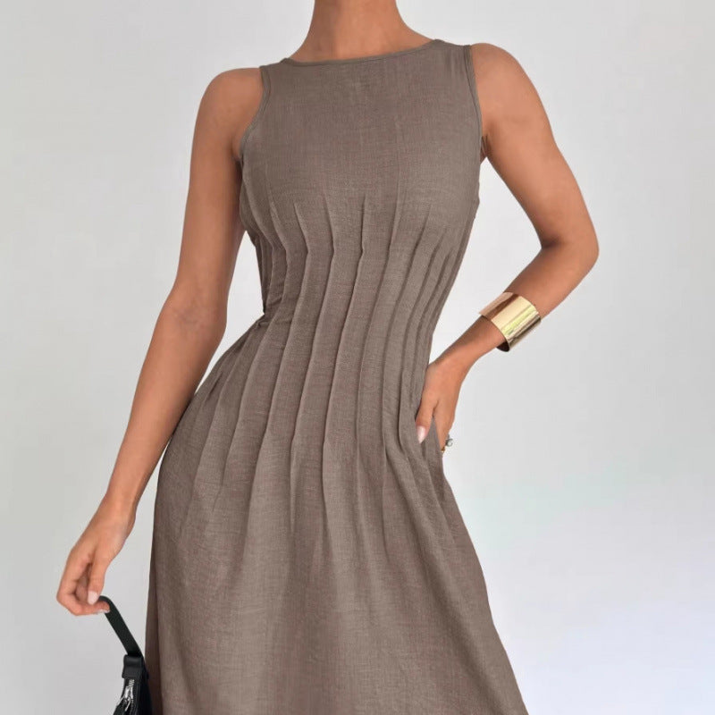 Odette Elegante Effen Jurk Camel detail 2